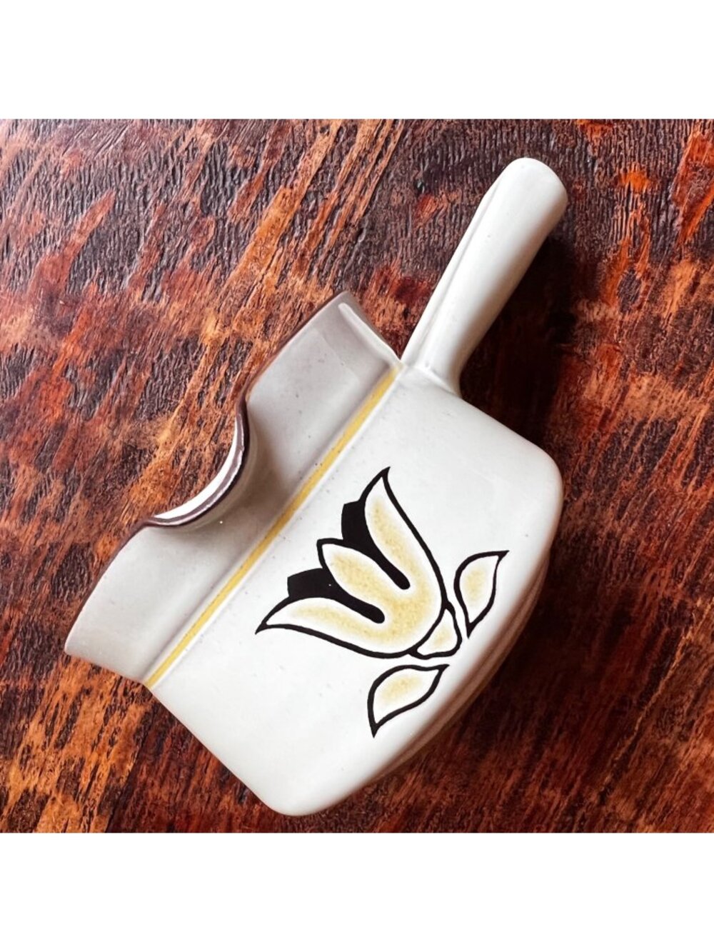 Denby English Stoneware Gravy Boat With Tulip